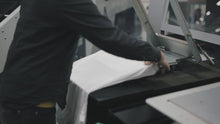Charger et lire la vidéo dans la visionneuse de la Galerie, DTG T-shirts Fulfillment Only.mp4
