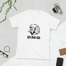 Charger l&#39;image dans la galerie, T-shirt Unisexe DMG
